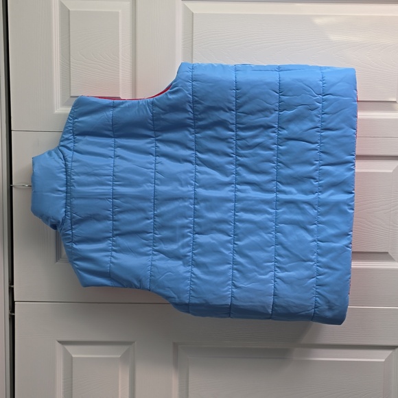 Crayola Red and Light Blue Reversible Puffer Vest - XXL - NWT - Picture 12 of 14